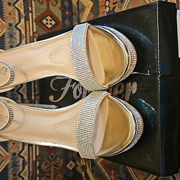 FOREVER 21 Rose Gold Rhinestone Strappy Chunky High Heel Holiday Josina Pumps 9 - Picture 3 of 16